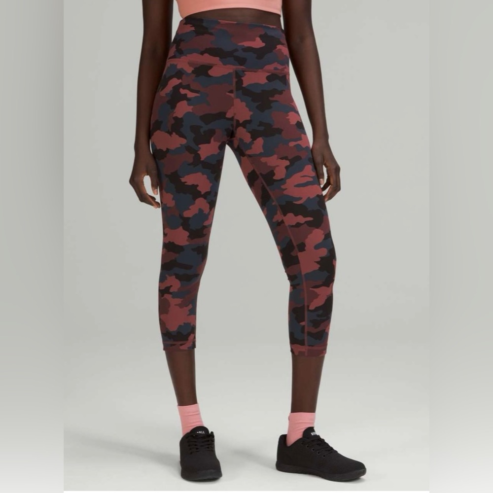 Lululemon Wunder Train High-Rise Crop 23"